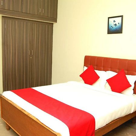 Hotel Star Residency à Tiruchirappalli Extérieur photo