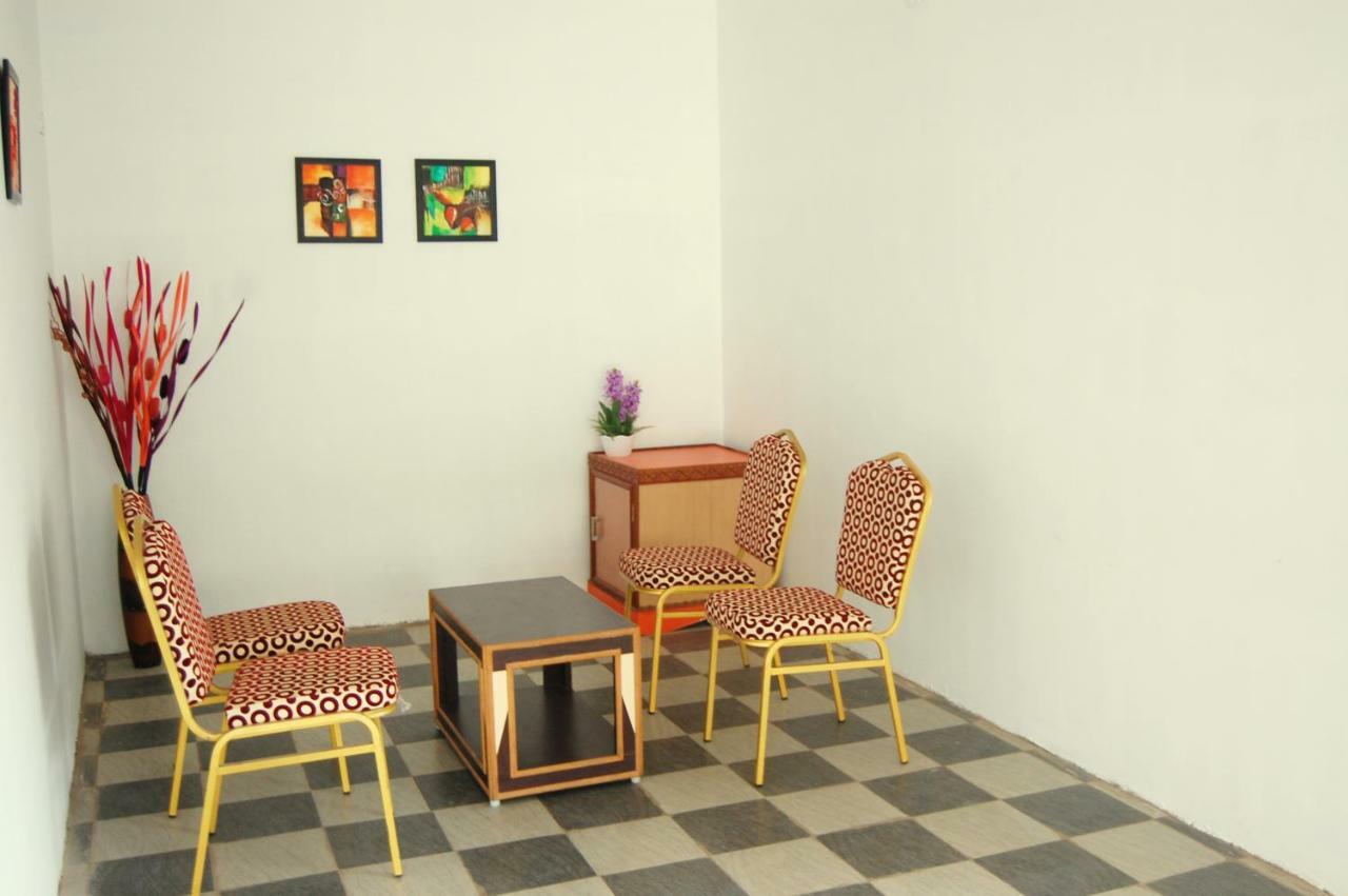 Hotel Star Residency à Tiruchirappalli Extérieur photo