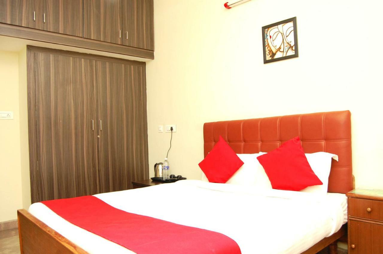 Hotel Star Residency à Tiruchirappalli Extérieur photo