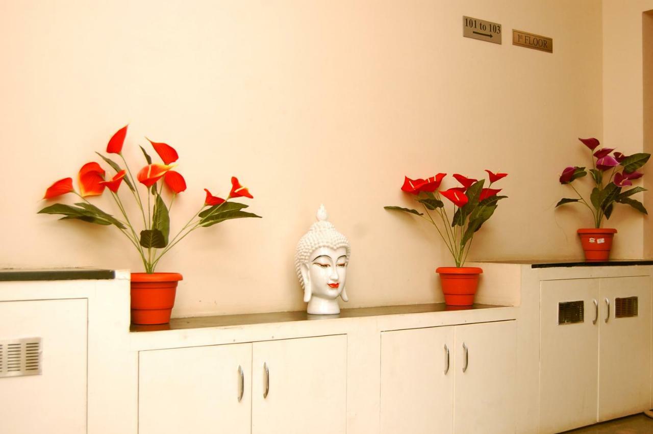 Hotel Star Residency à Tiruchirappalli Extérieur photo